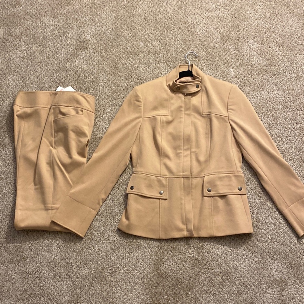 Woman’s suit